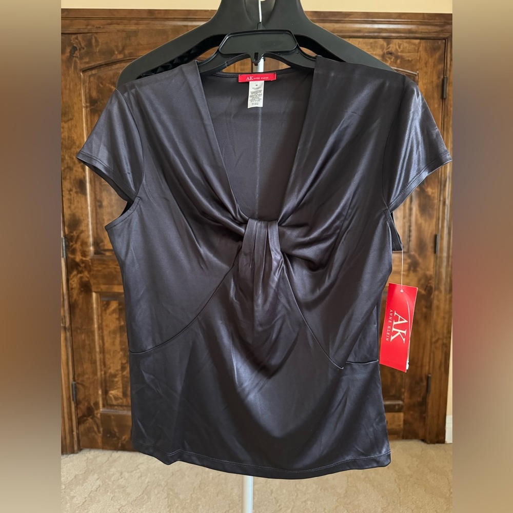 NWT Ann Klein black shirt size M